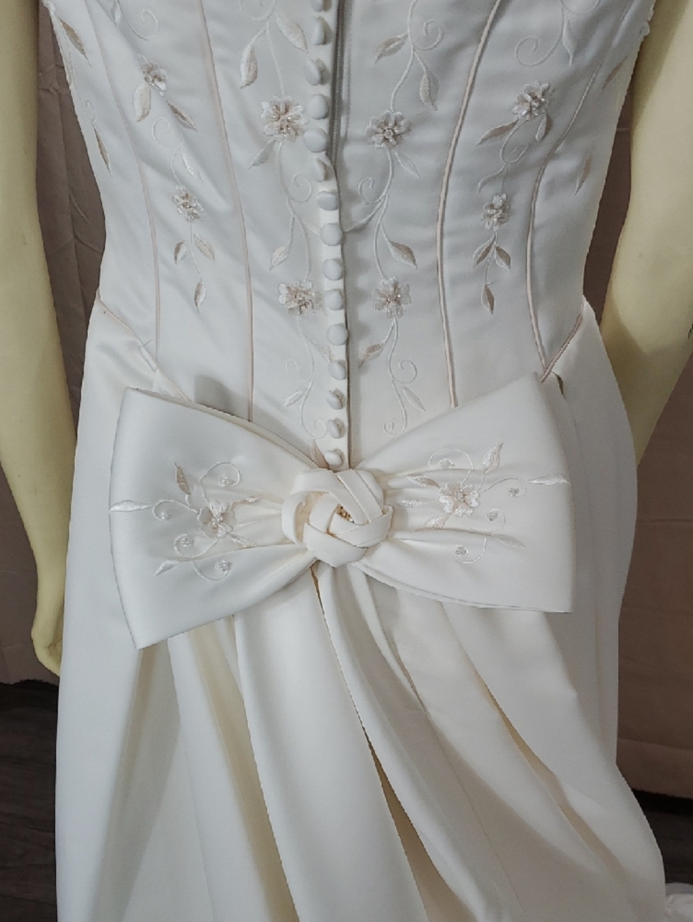 Classic White Bridal Gown with Corset Bodice and Chapel Train - Picture 15 of 16